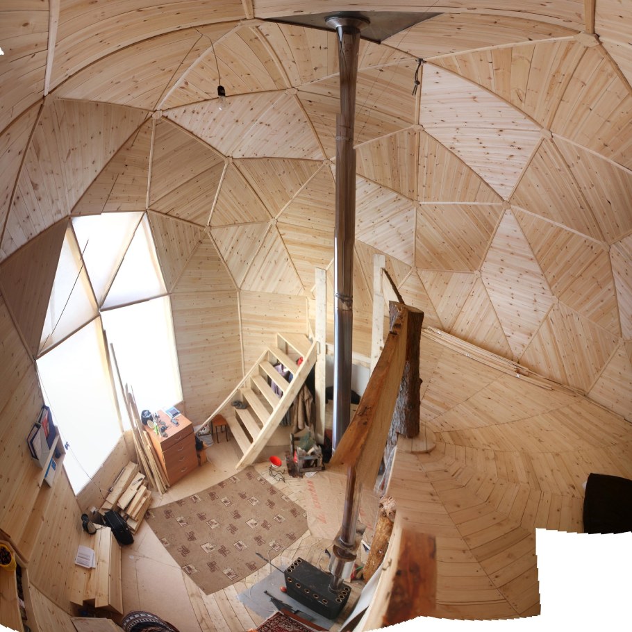 Стратодезический купольный дом интерьер