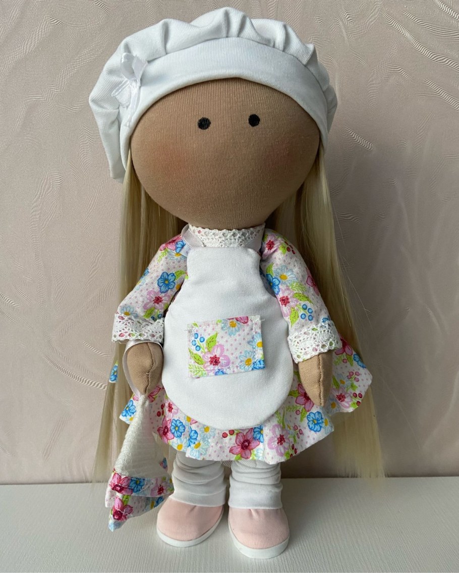 Форма киски куколки