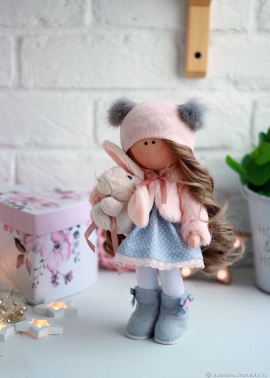 Зайцы большеножки