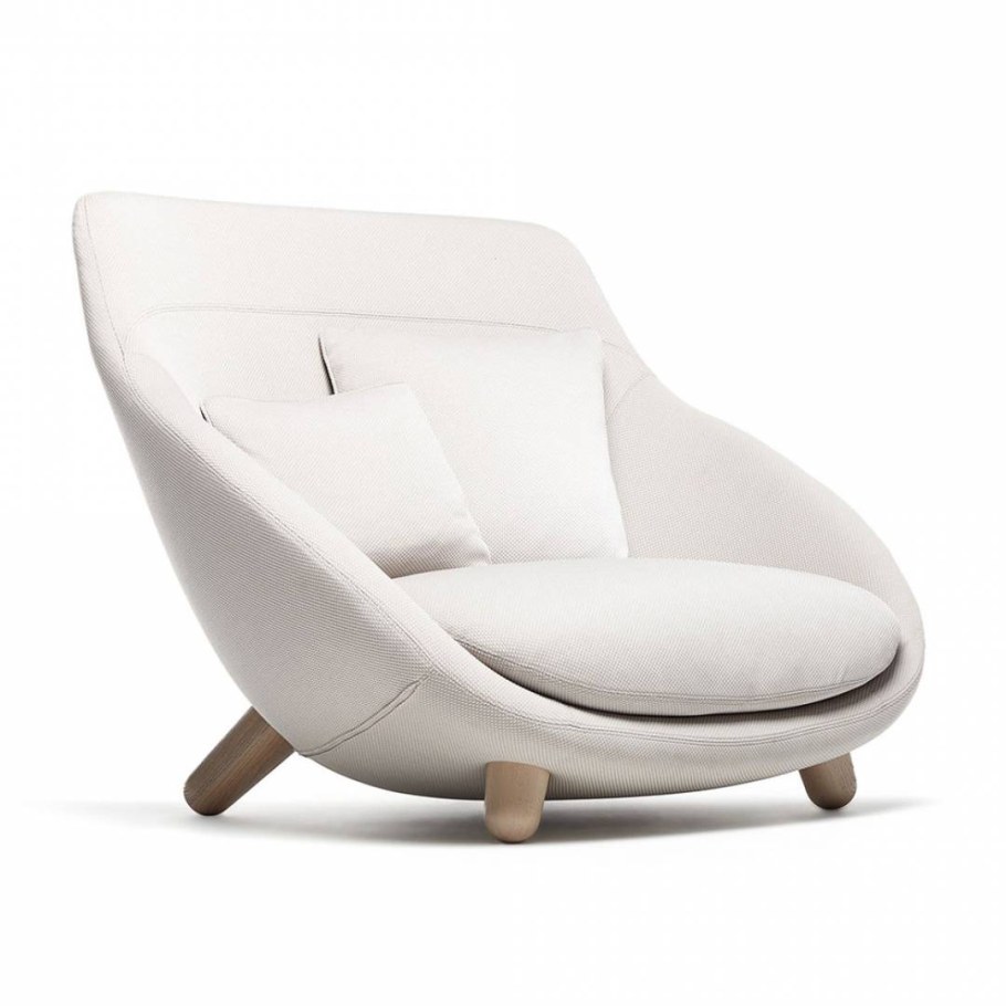 Стильное кресло