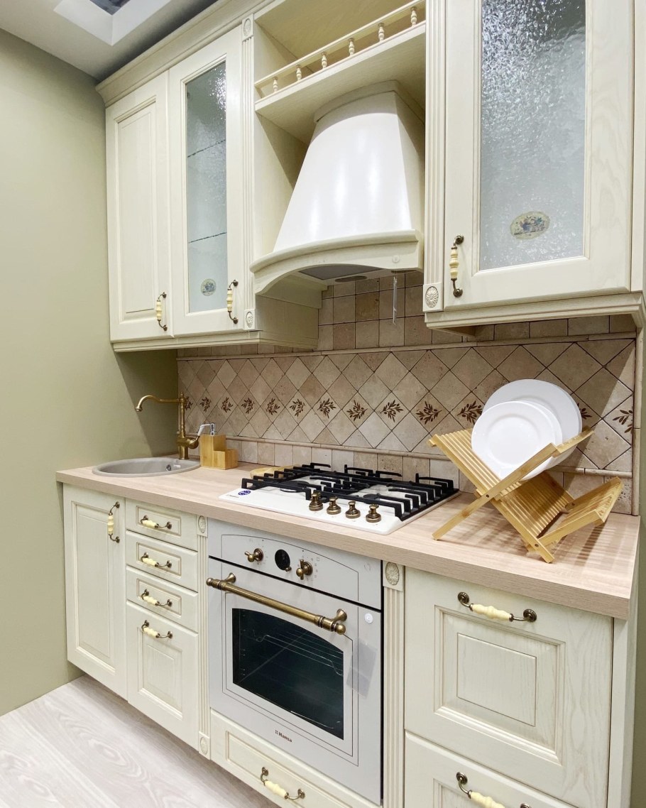 Кухонный гарнитур Нэнси Леруа Мерлен