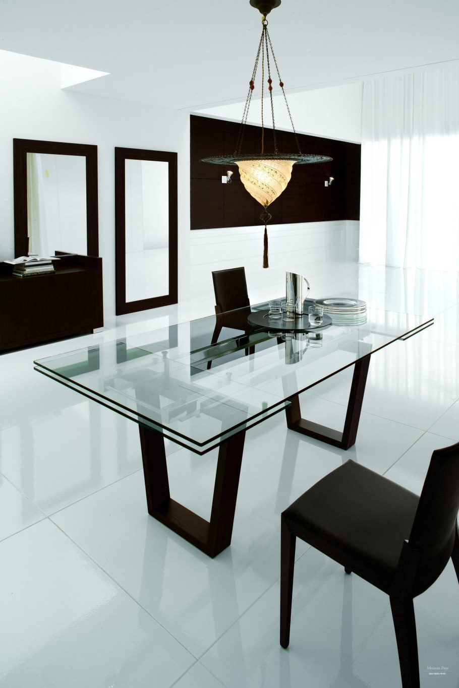 Стеклянные столы для гостиной