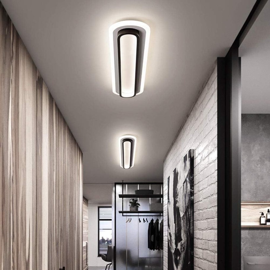 Светильник в прихожую