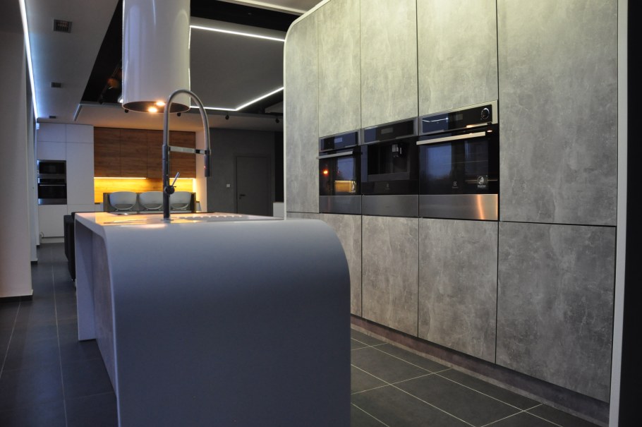 Atelier светлый Кроношпан