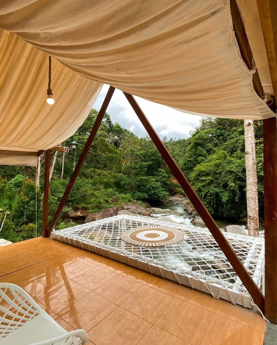 Sekenani Camp