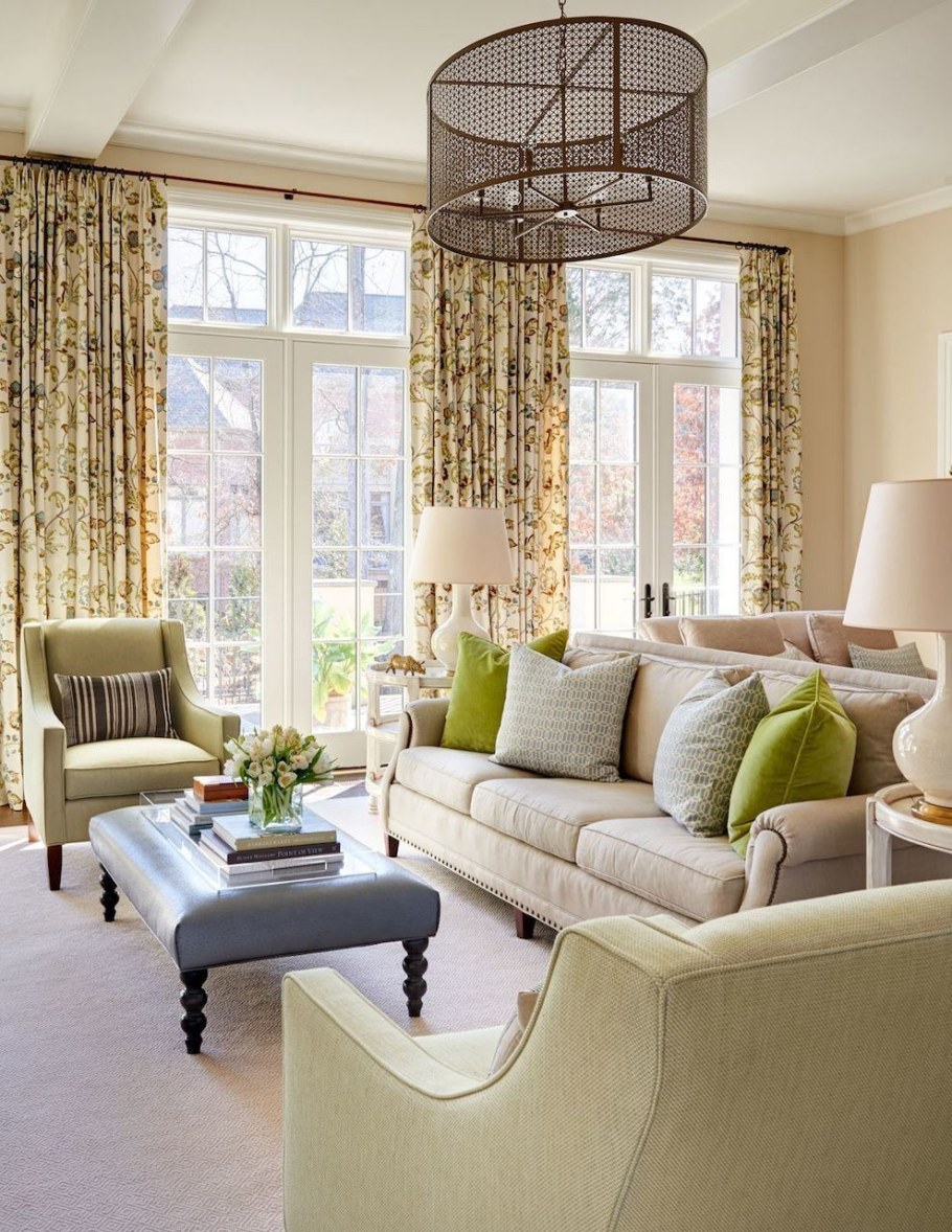 Уютная современная гостиная