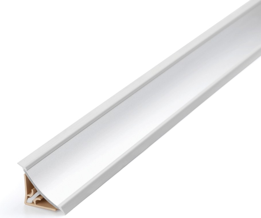 Кухонный плинтус Rehau тонкий