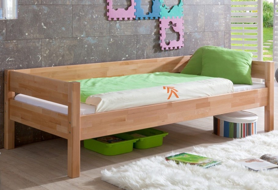 Кровать подростковая деревянная
