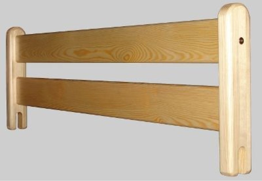 Кровать деревянная с бортами