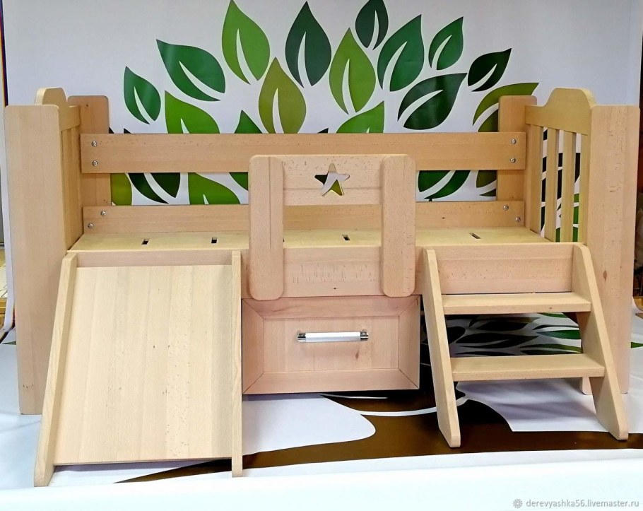 Кроватка детская дерево массив