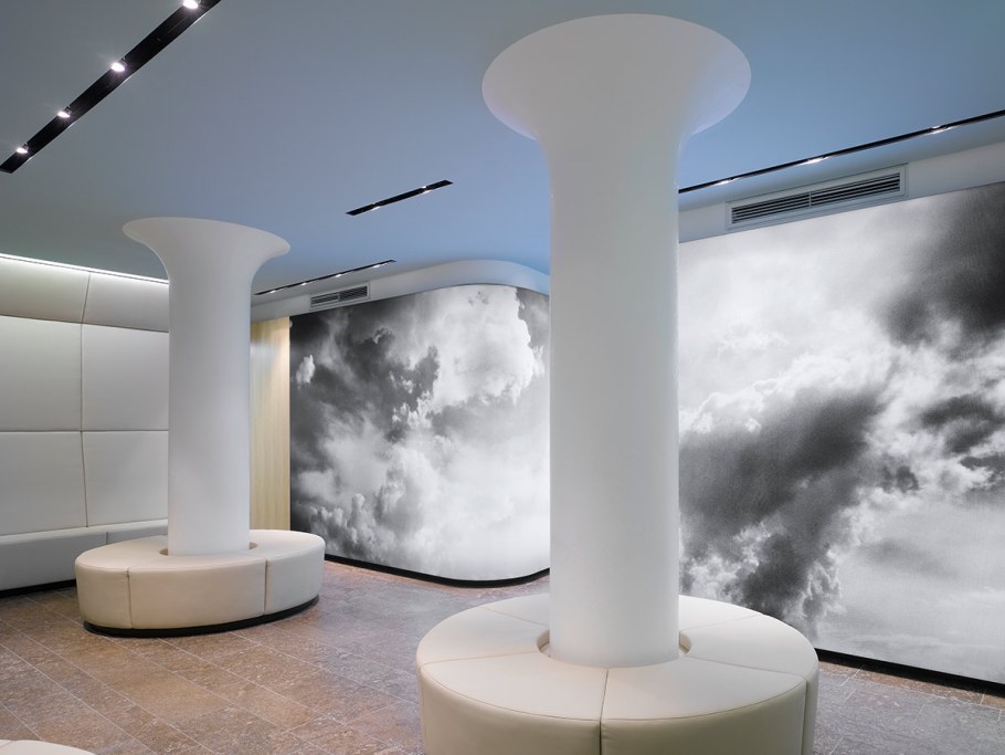 Колонны в интерьере