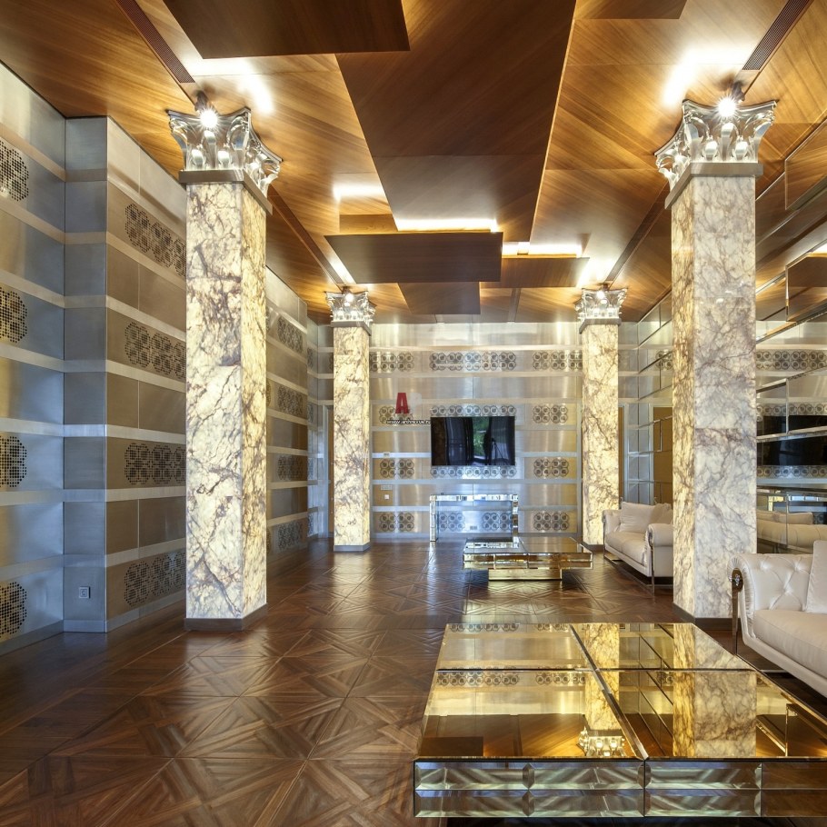 Колонны в интерьере