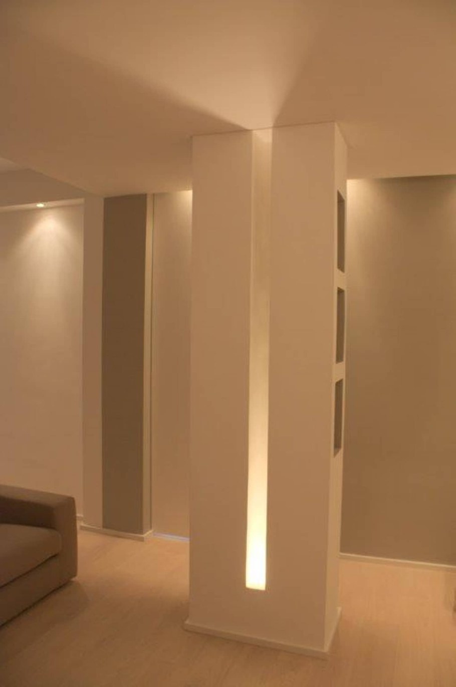 Подсветка колонны в квартире