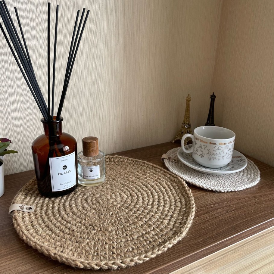 Салфетки из джута на стол