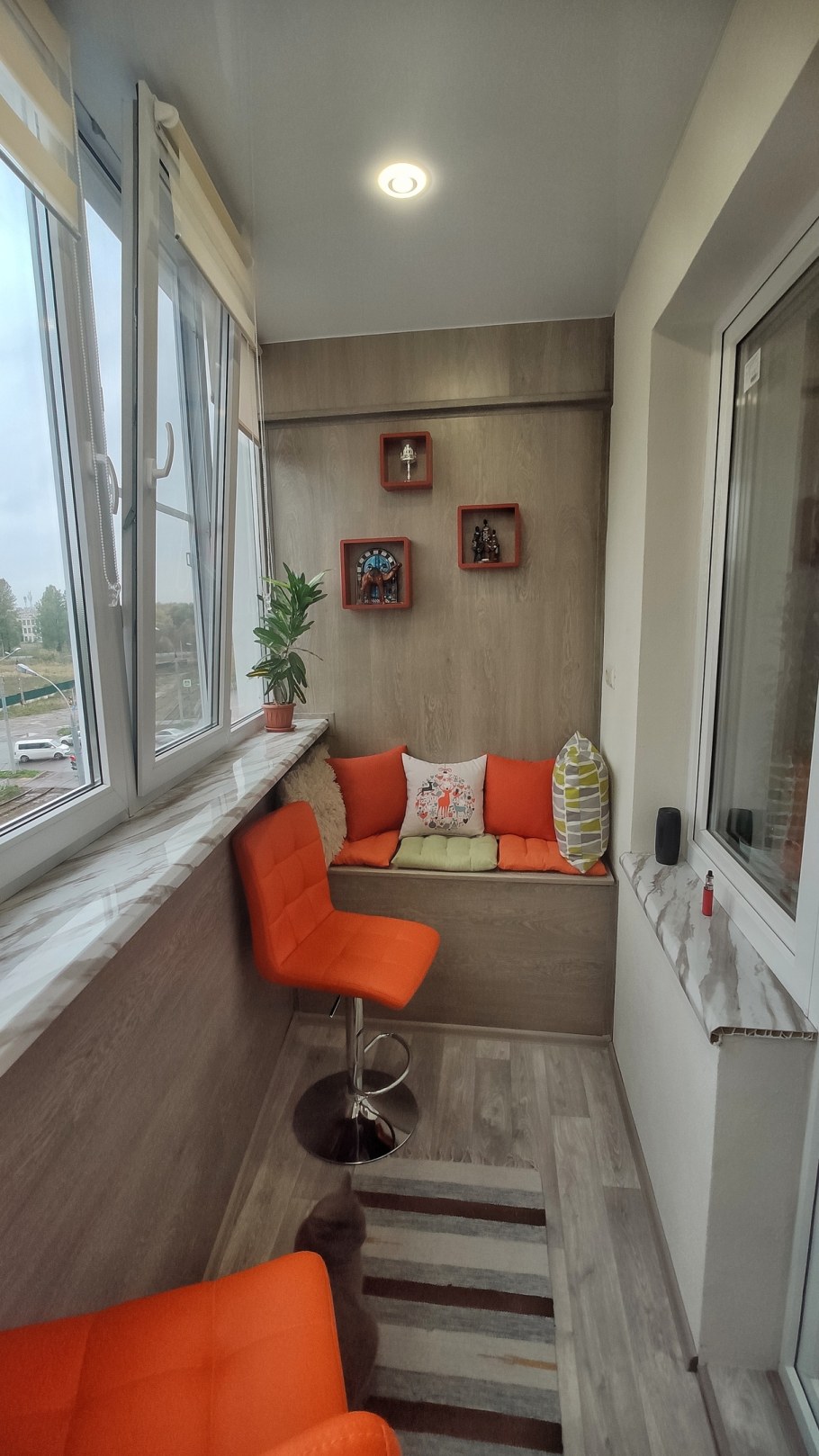 Отделка балкона