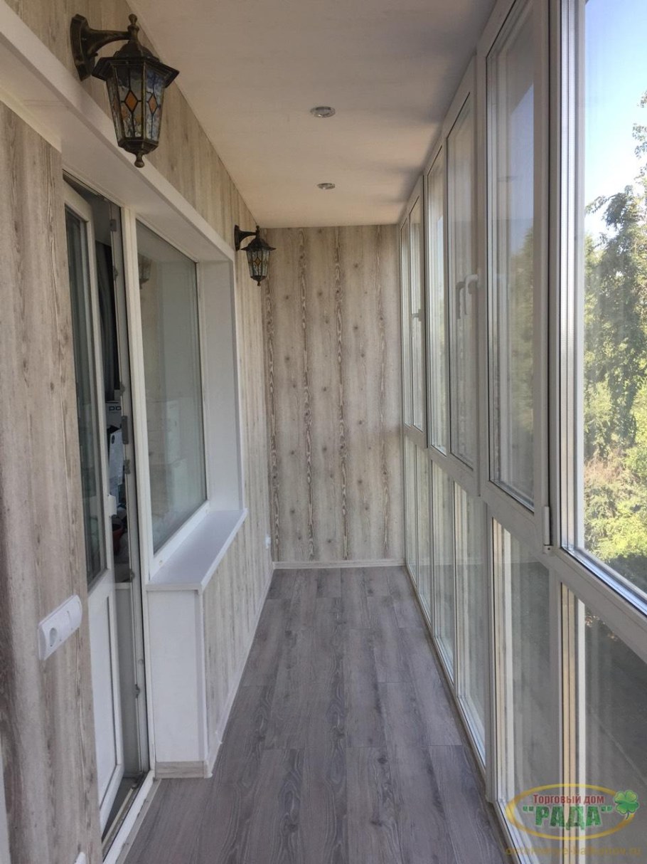 Обшивка балкона