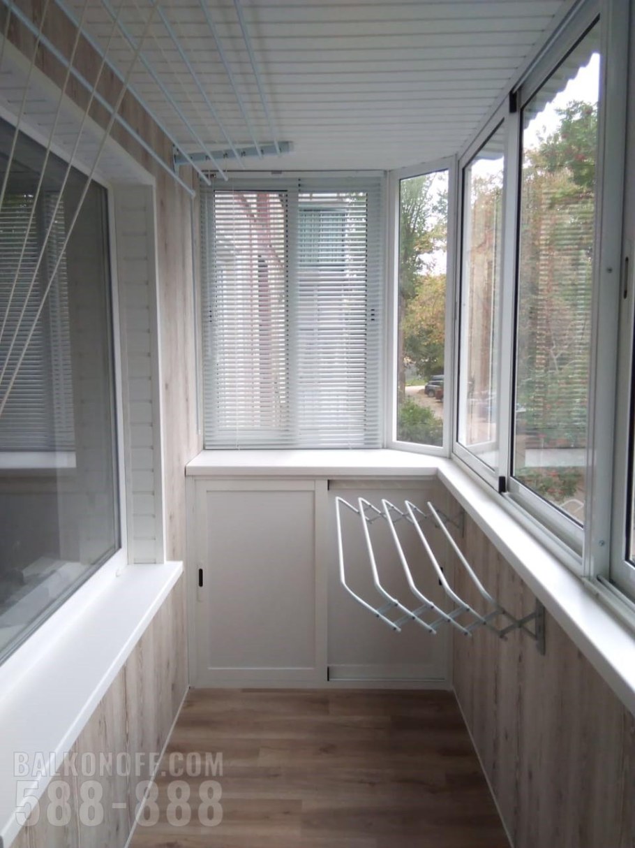 Отделка балкона изнутри