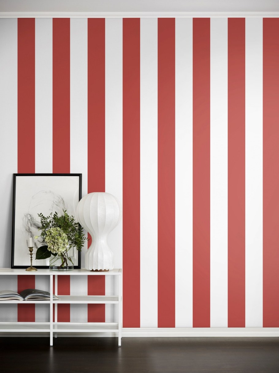 Полосатые стены в интерьере