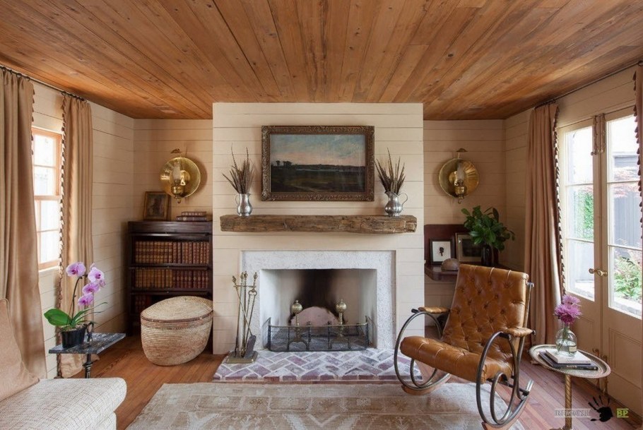Деревенский стиль гостиной с камином