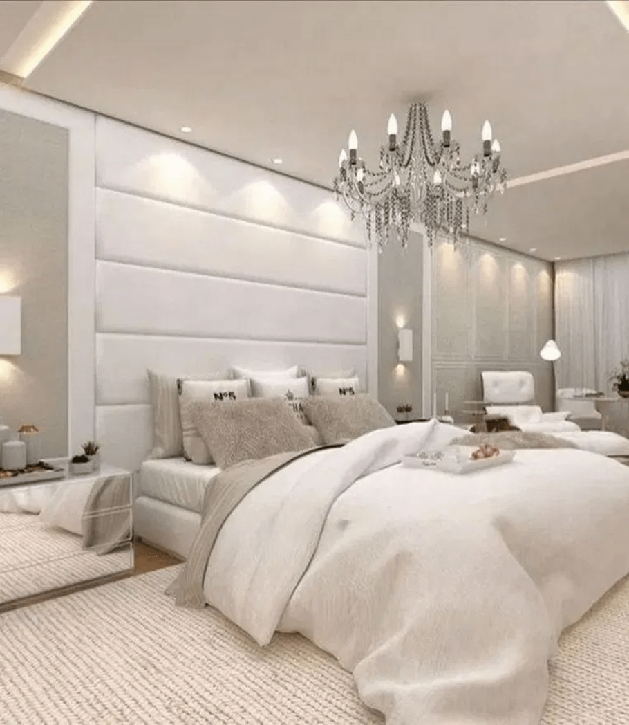 Спальня в светлых тонах