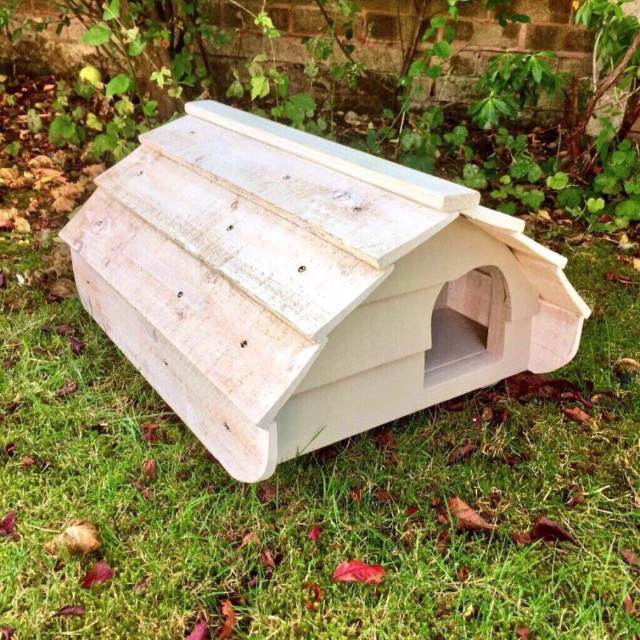 Домик для ежика