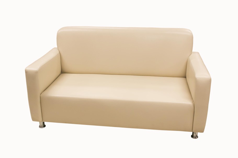 Офисный диван Марио трехместный