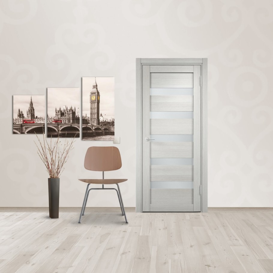 Светлые двери в интерьере