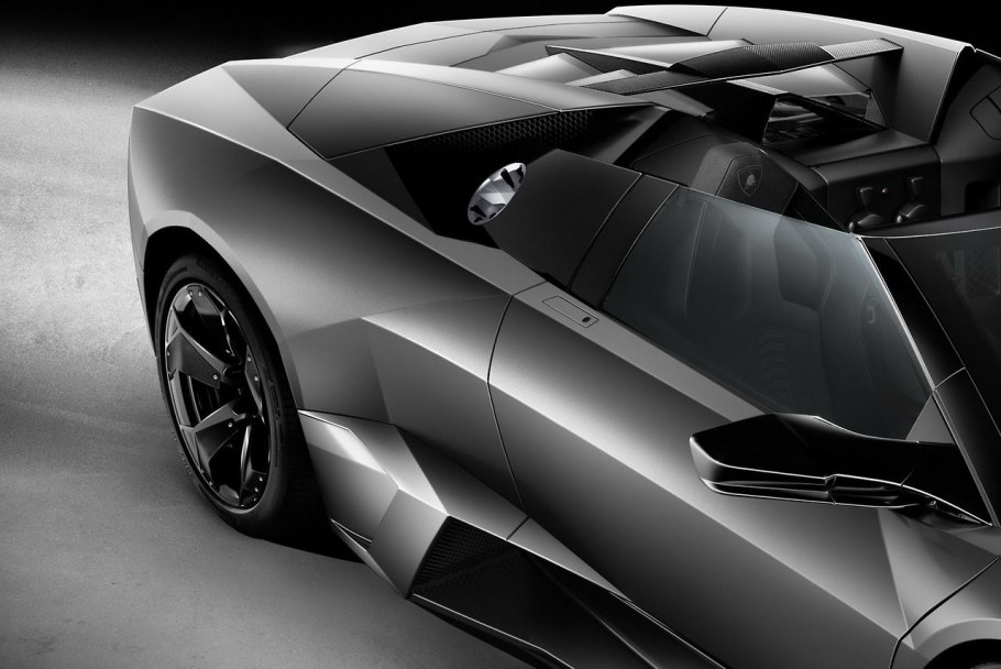 Ламборджини Reventon Roadster