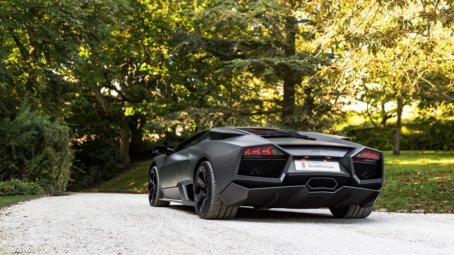 Lamborghini Aventador lp700-4 Grand