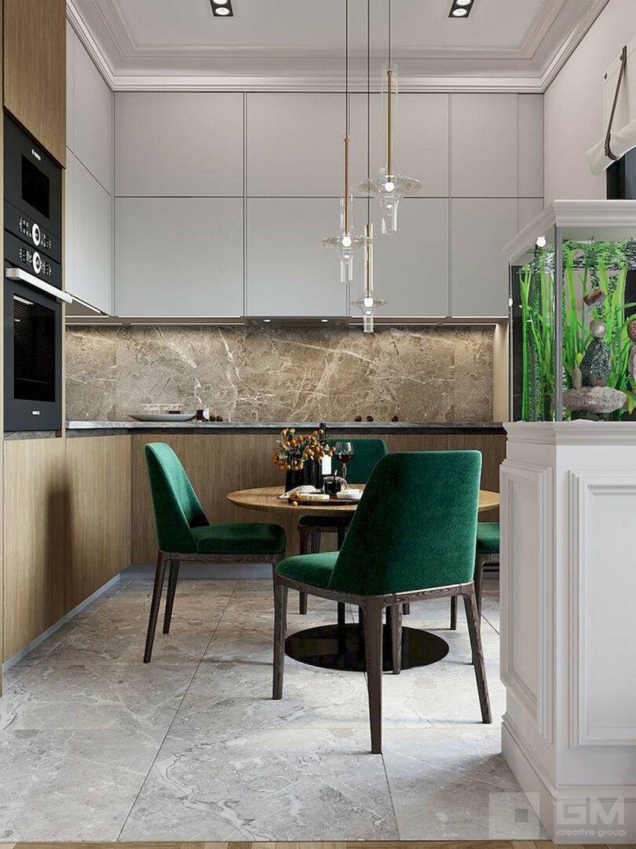 Изумрудный цвет в кухне гостиной