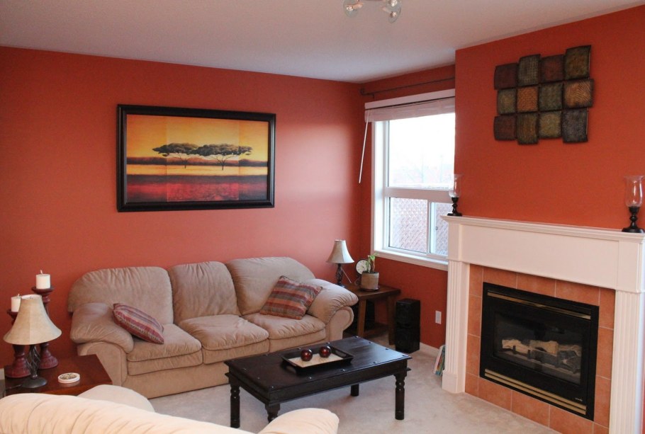 Окрашенные стены в гостиной