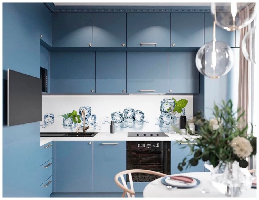 Бело голубая кухня