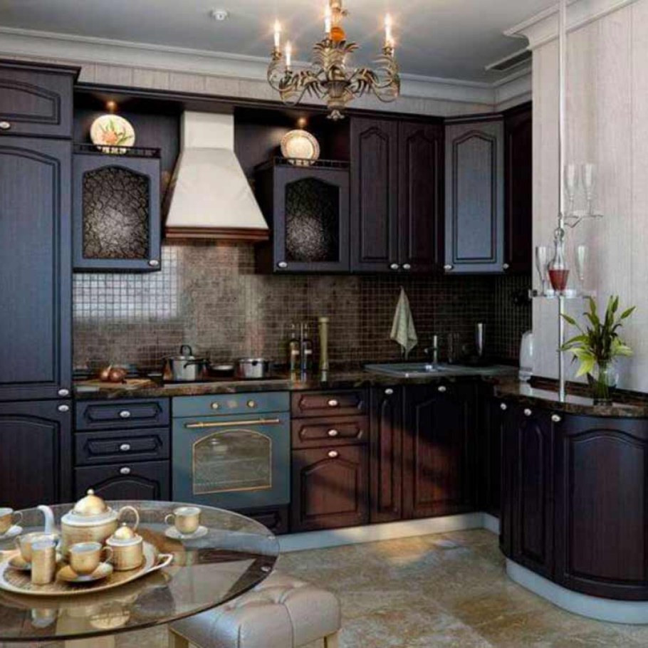 Классический кухонный гарнитур