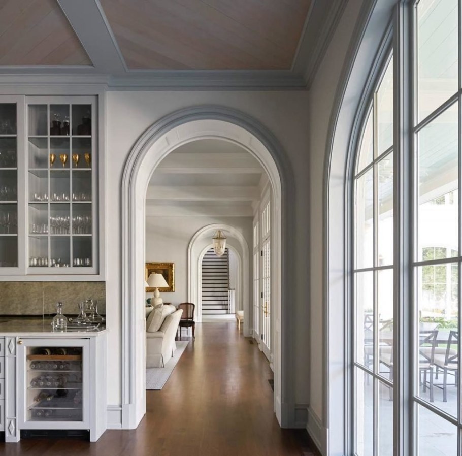 Арка в классическом интерьере