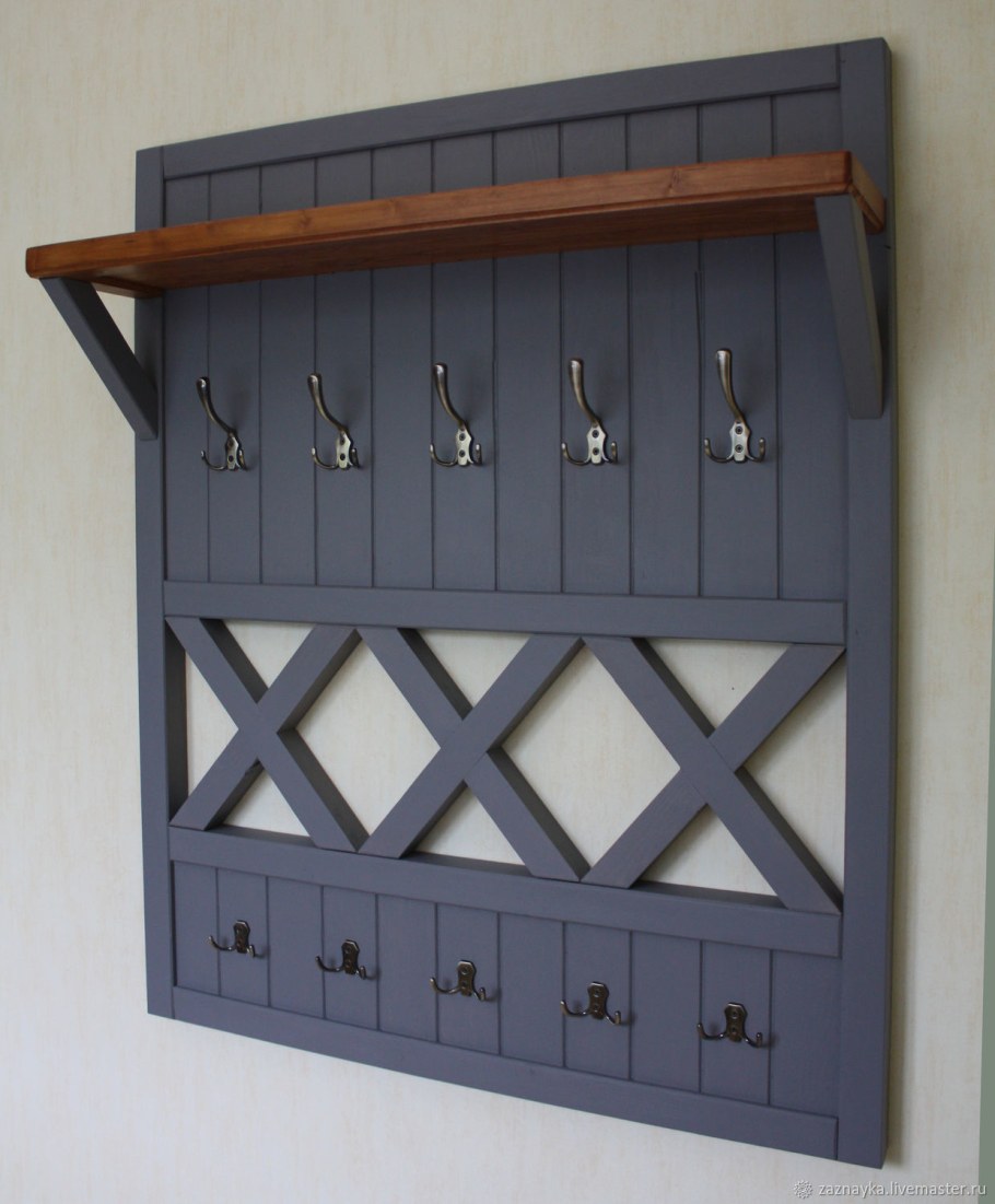 Вешалка в прихожую