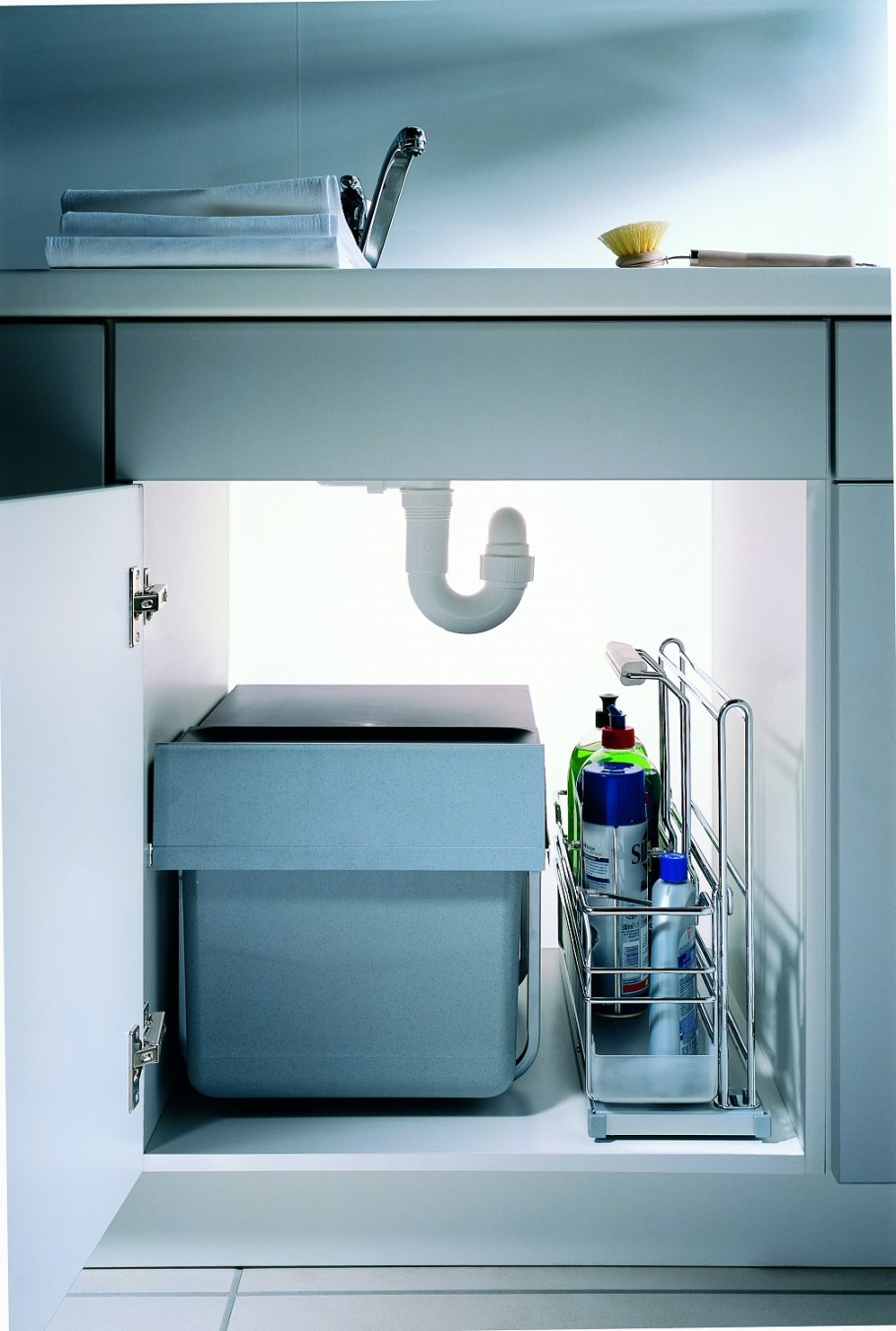 Система для хозпринадлежностей Kessebohmer 01030-1401-3 Портеро