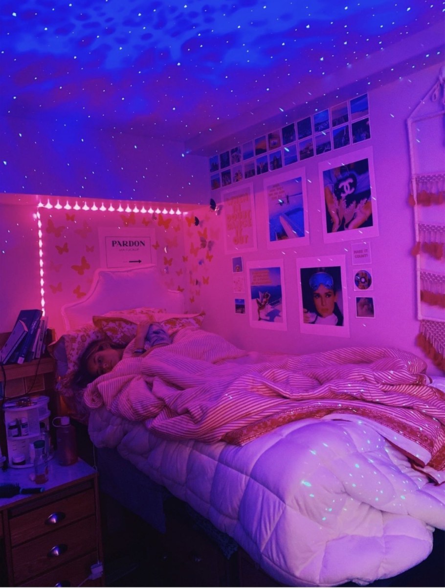 Красивая комната для девушки подростка