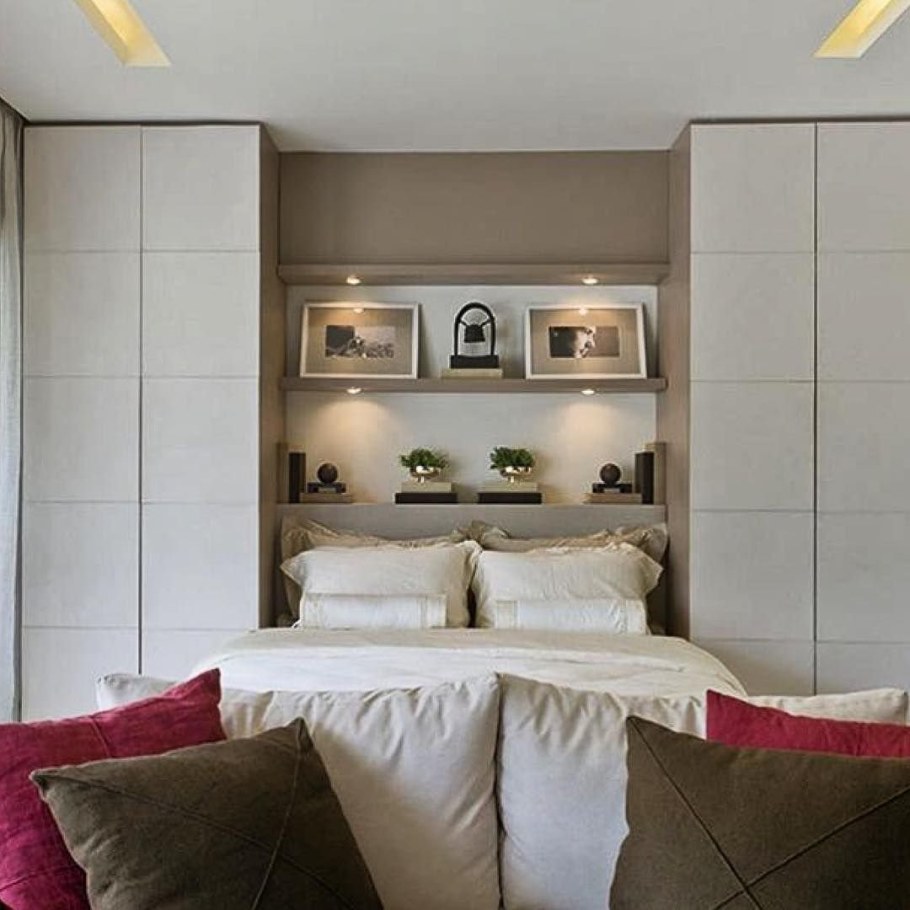 Шкаф вокруг кровати