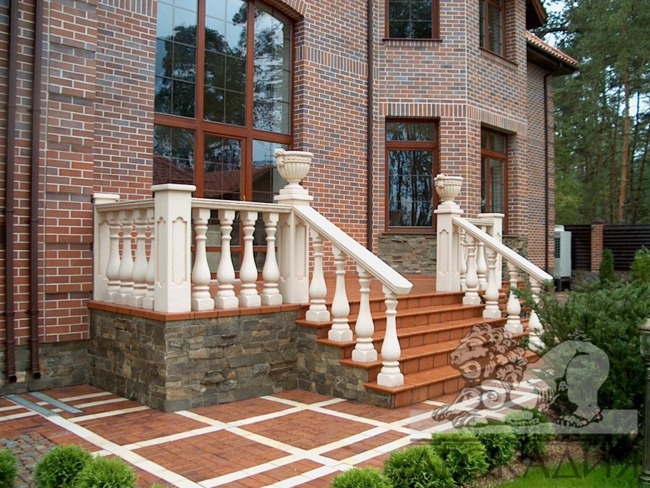 Красивое крыльцо