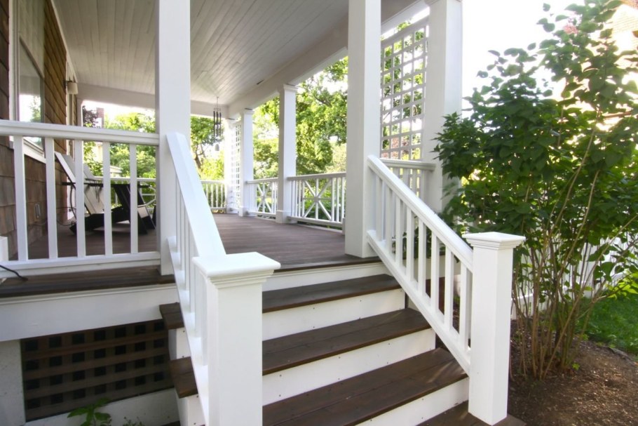 Крыльцо с террасой