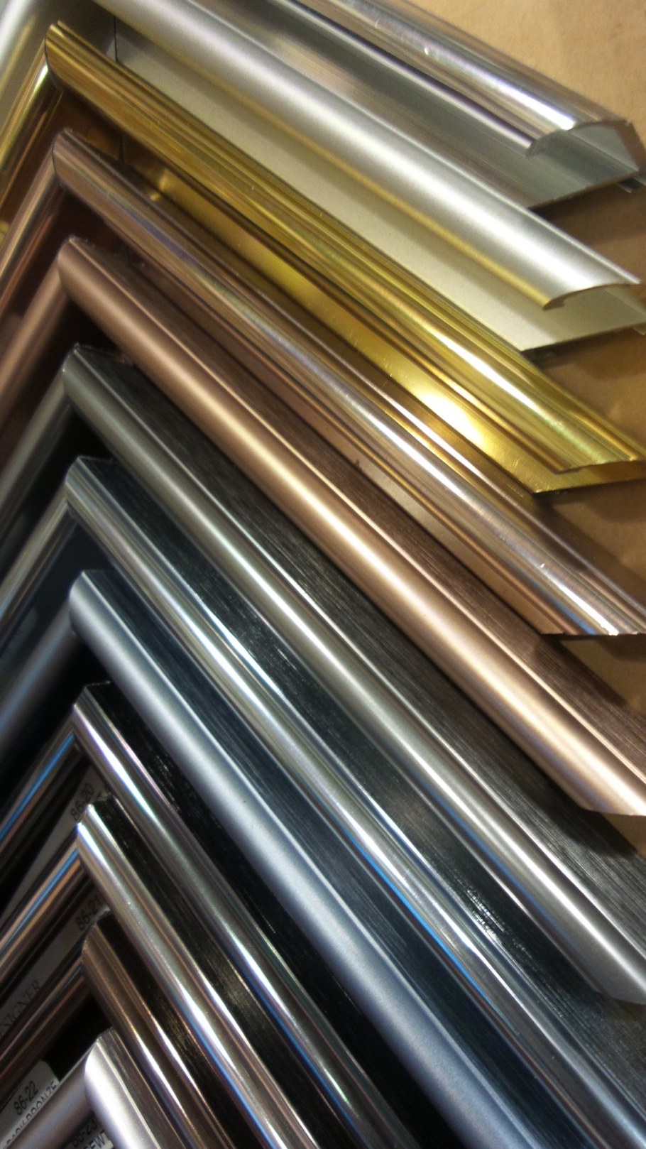 Металлический багет