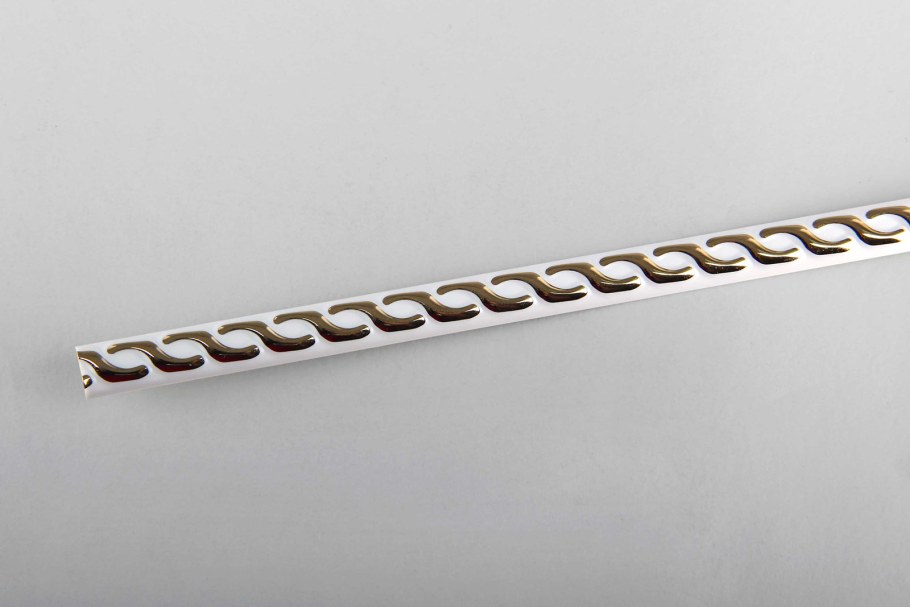 Металлический молдинг для мебели