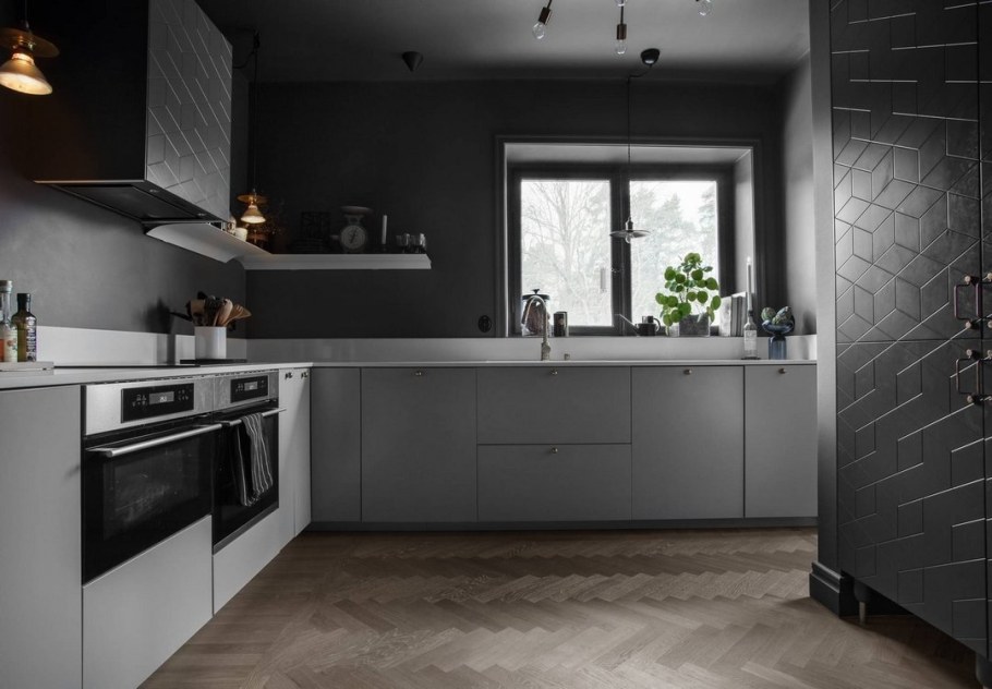 Серые кухни