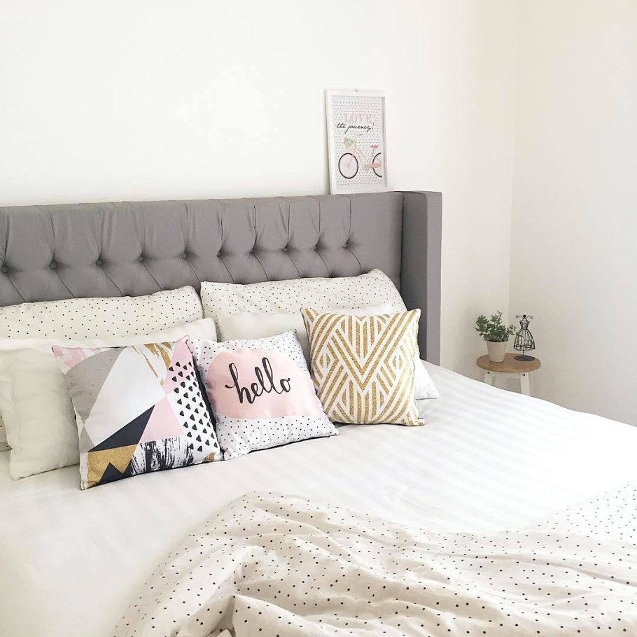 Подушки для спальни