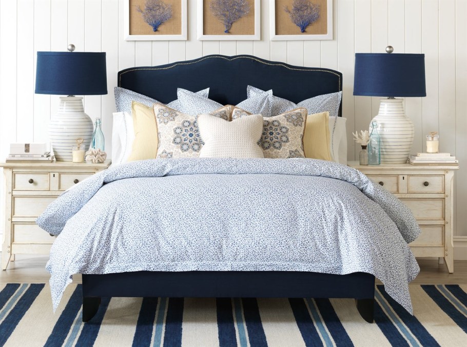 Красиво заправленная кровать