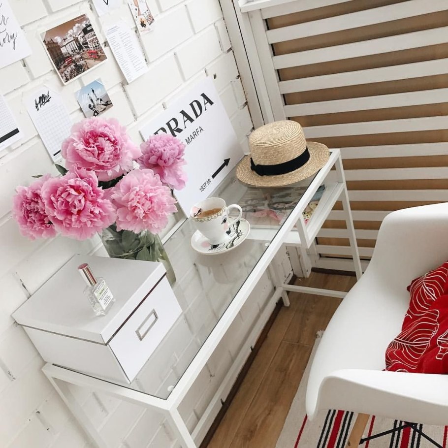 Коробка в интерьере