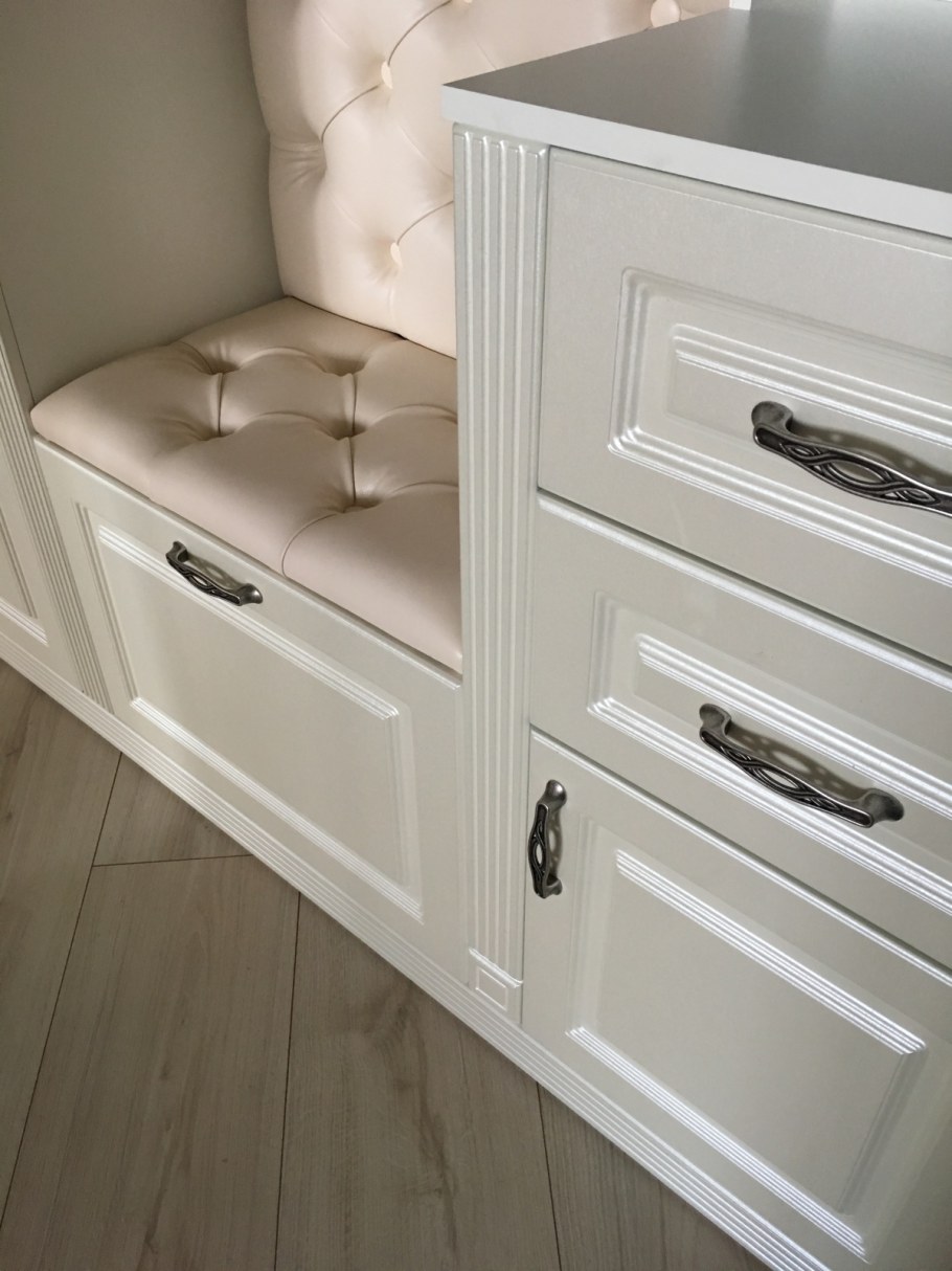 Прихожая Чарли Лайт 5