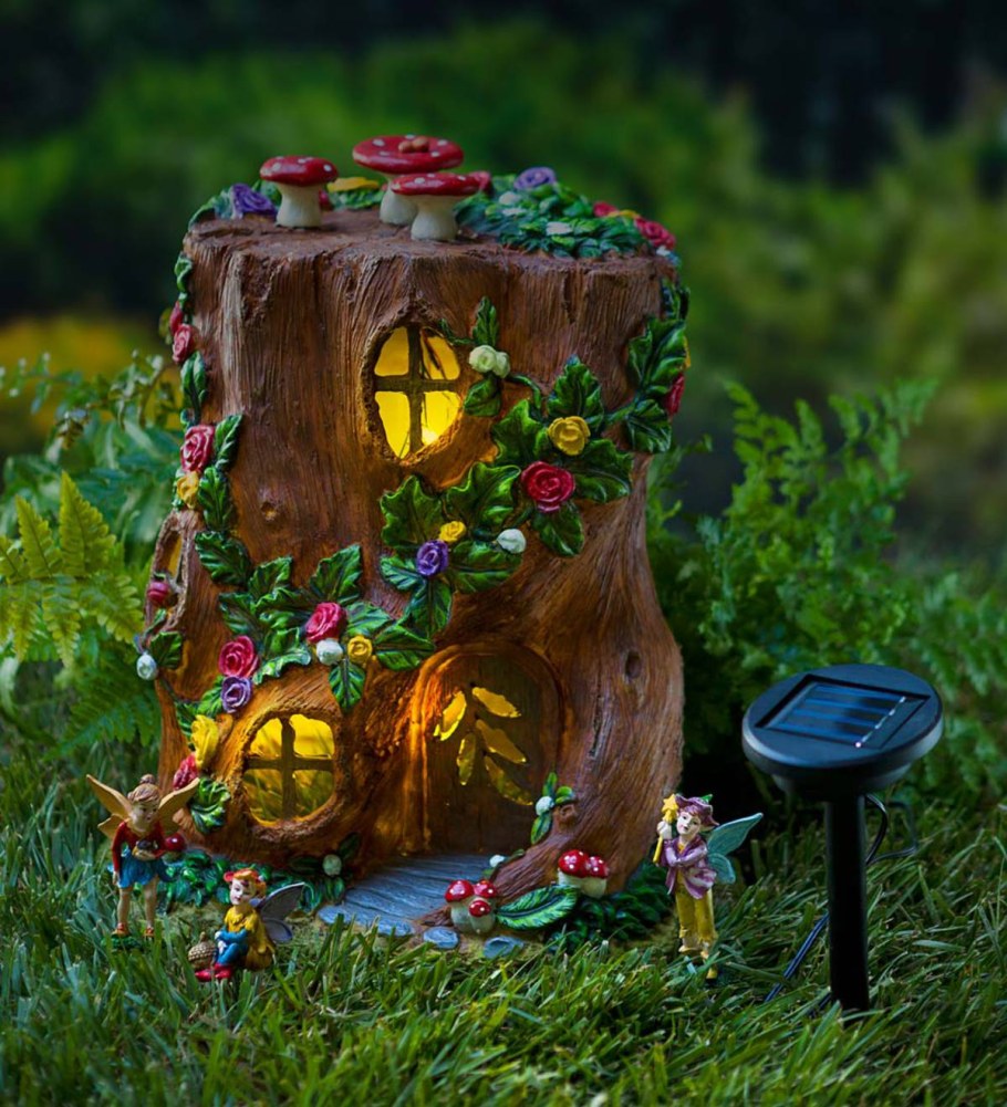 Украшение пня на даче