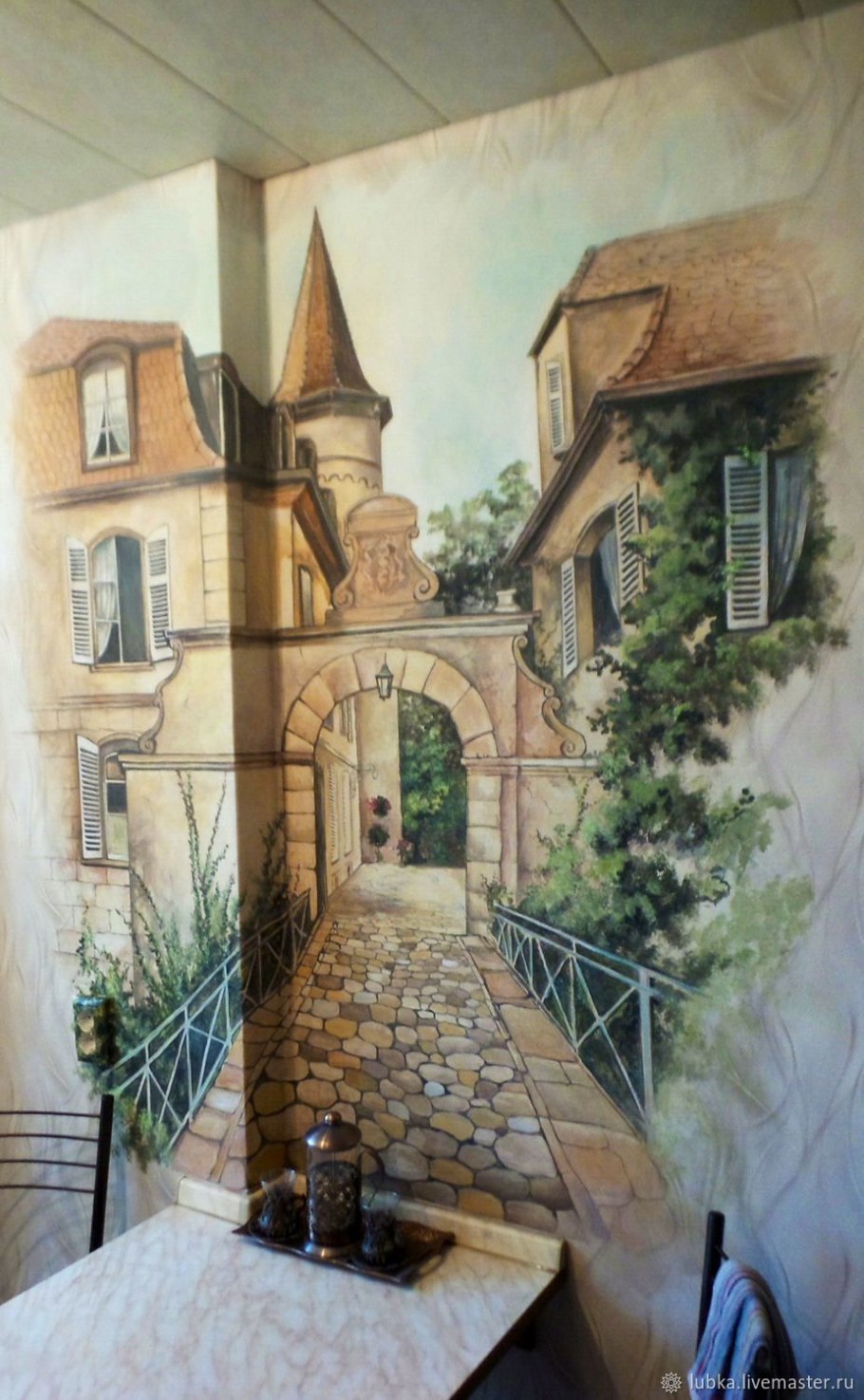 Роспись стен в квартире