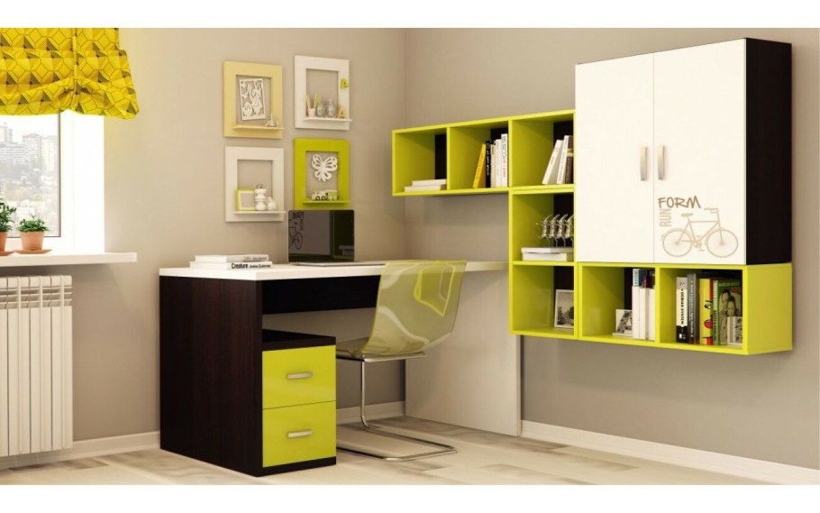 Стол письменный для школьника